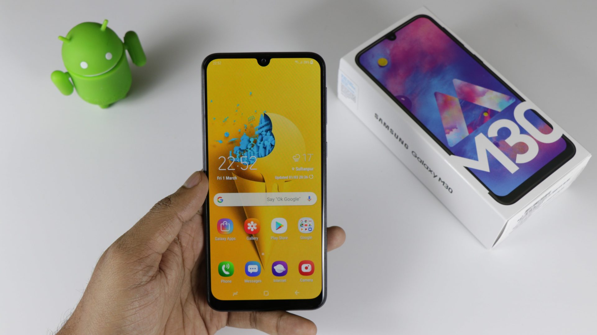 samsung galaxy m30 triple camera