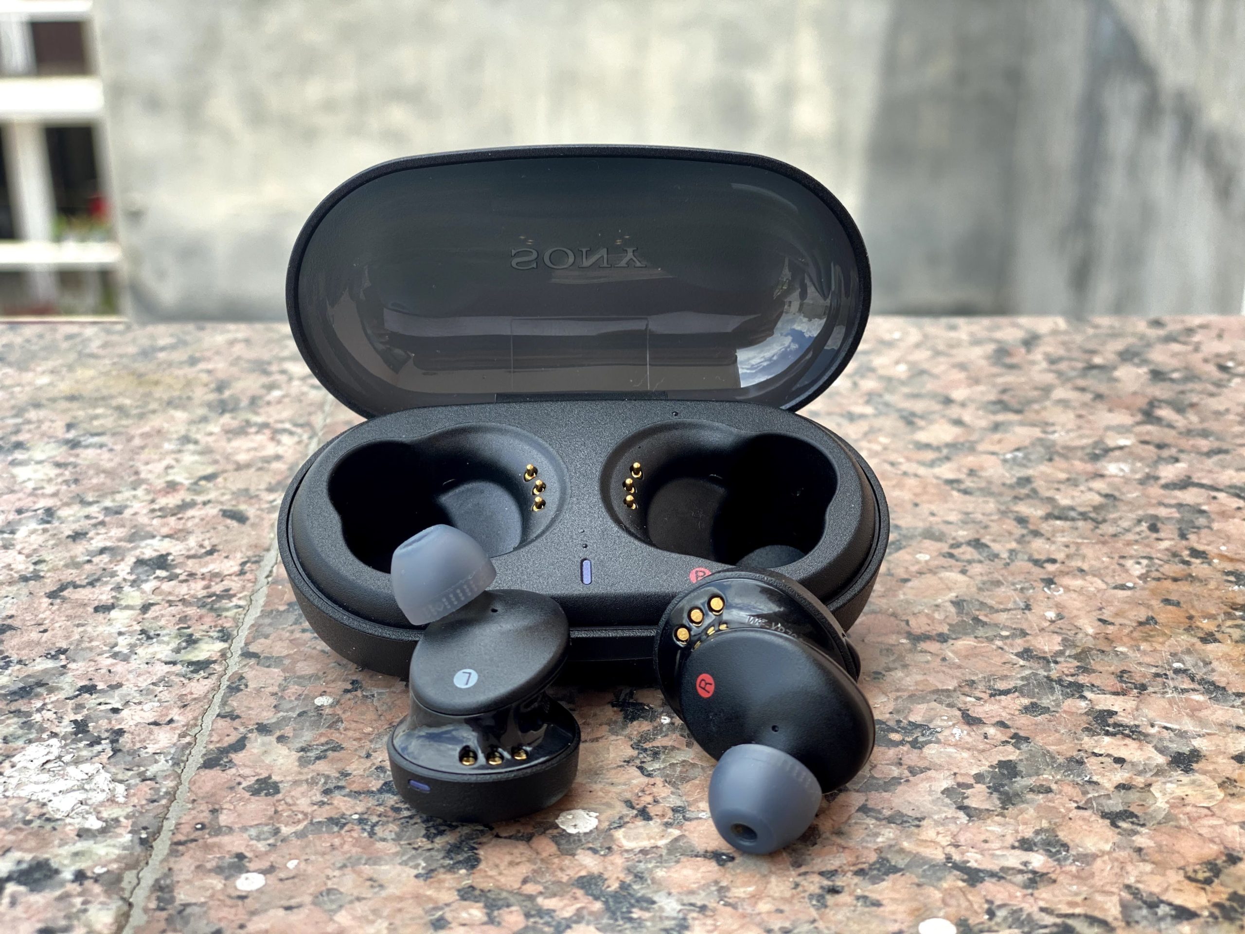 Sony xb700 review online earbuds